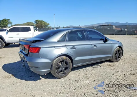 2015 Audi A3 Premium z USA, uszkodzony, nr VIN WAUACGFF1F1011105